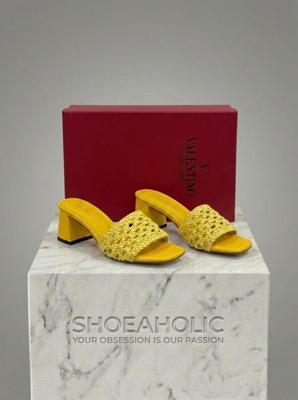 Shoe rendering with 202604231624 11
