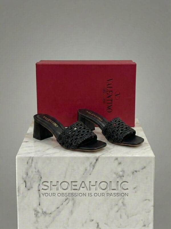 Shoe rendering with 202604231624 3