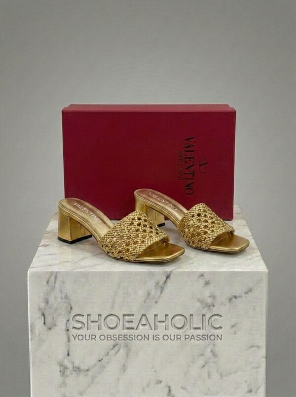Shoe rendering with 202604231624 5