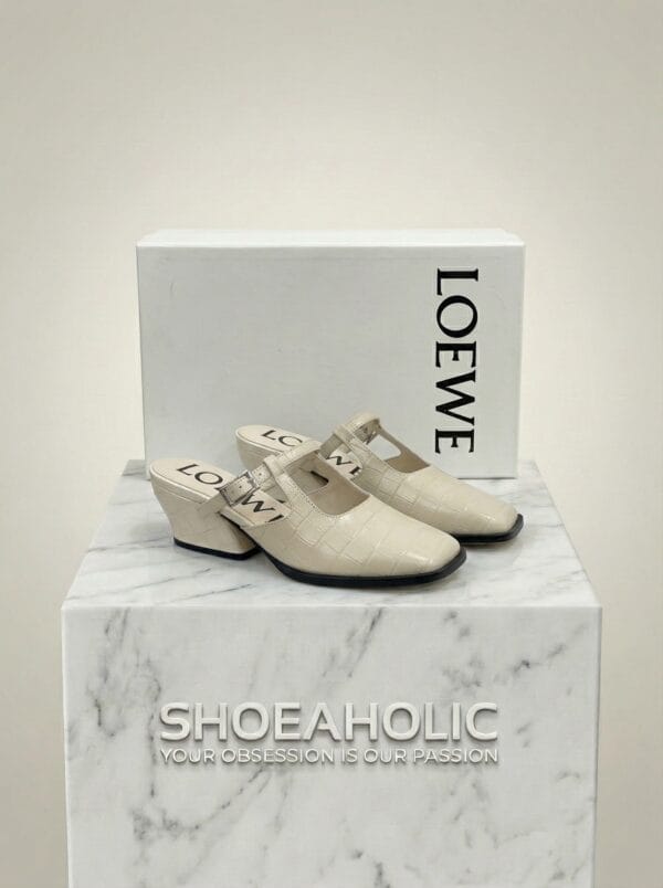 shoeaholic white minimalist loafers fashion collection gcc